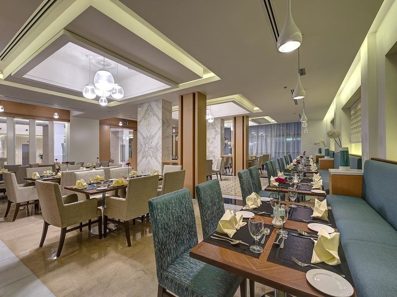 Royal Continental Hotel 192142