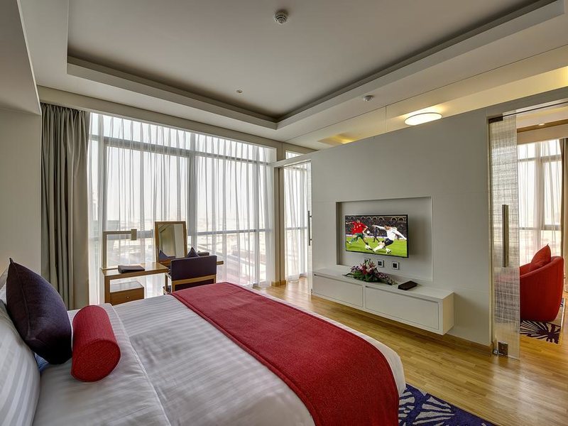 Royal Continental Hotel 192147