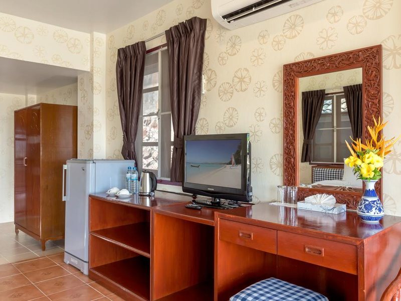 Royal Crown Hotel & Palm Spa Resort 210365