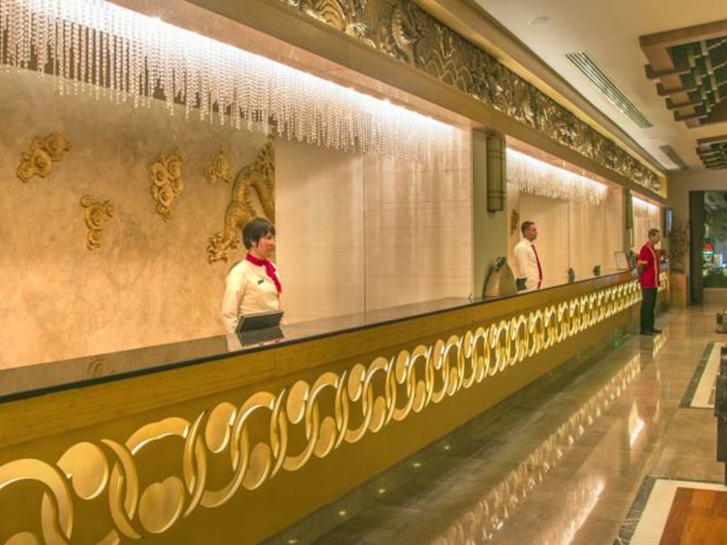 Royal Dragon Hotel  102659