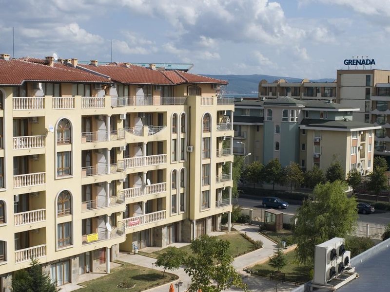 Royal Dreams Apartments  232609