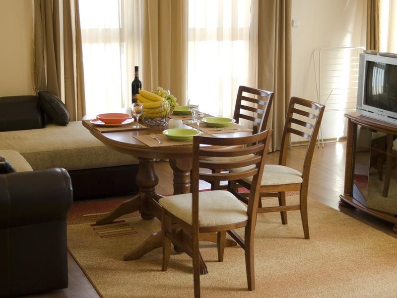 Royal Dreams Apartments  232614