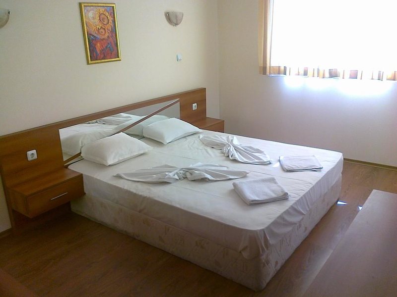 Royal Dreams Apartments  232619