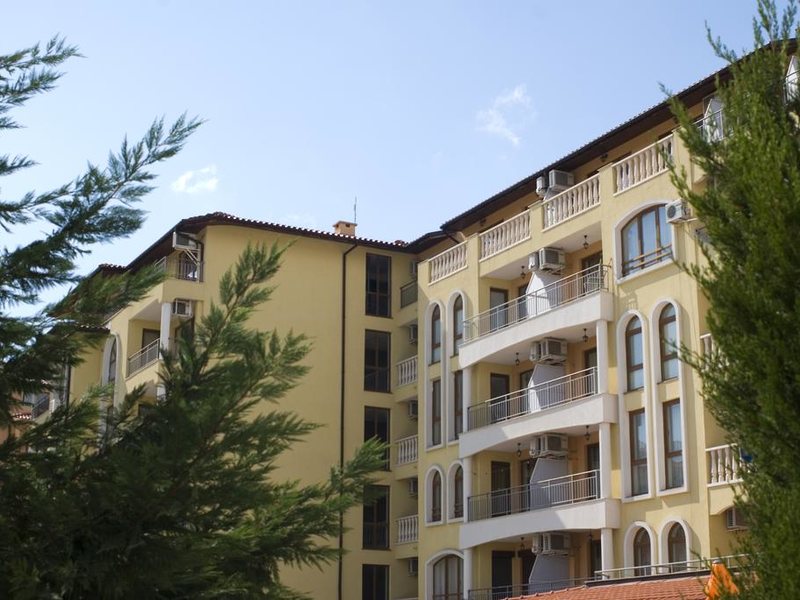 Royal Dreams Apartments  232623