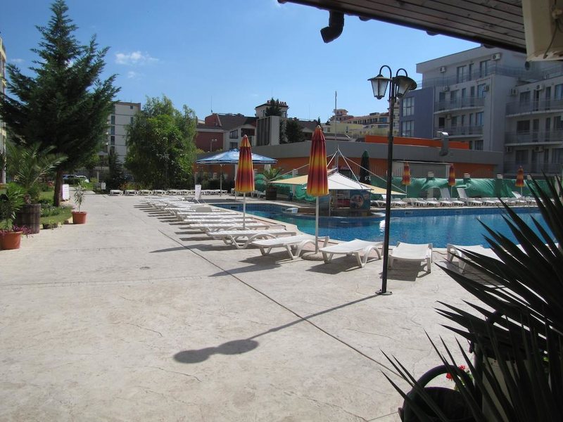 Royal Dreams Apartments  232625