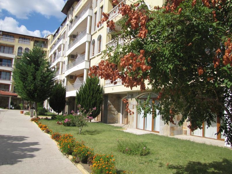 Royal Dreams Apartments  232637