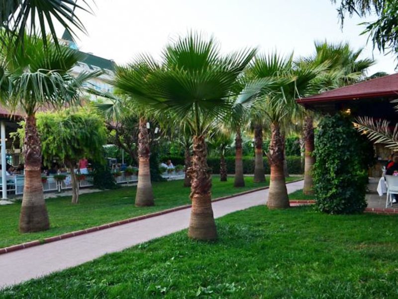 Royal Garden Suite Hotel 102672