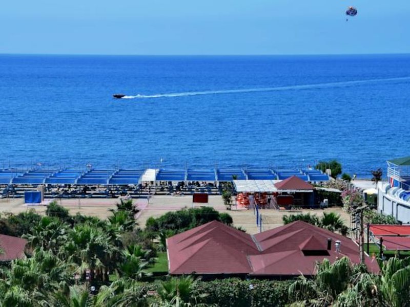 Royal Garden Suite Hotel 102673