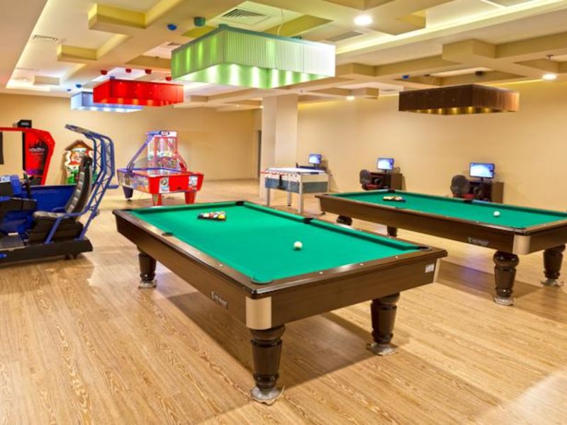 Royal Garden Suite Hotel 102675