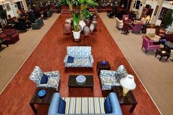 Royal Garden Suite Hotel