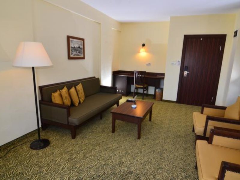 Royal Garden Suite Hotel 102683