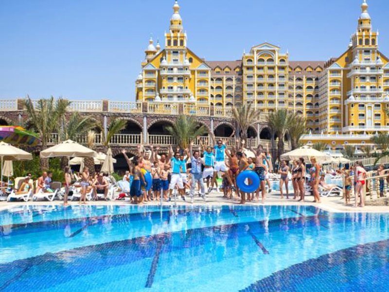 Royal Holiday Palace 102721