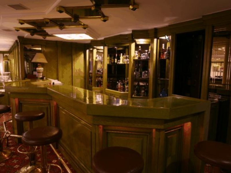 Royal Hotel 102740
