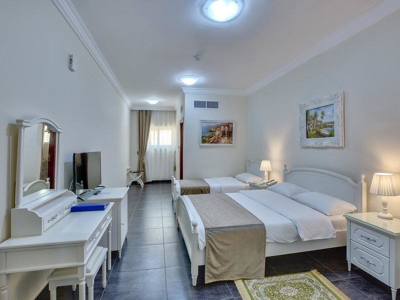 Royal Hotel Sharjah 300189