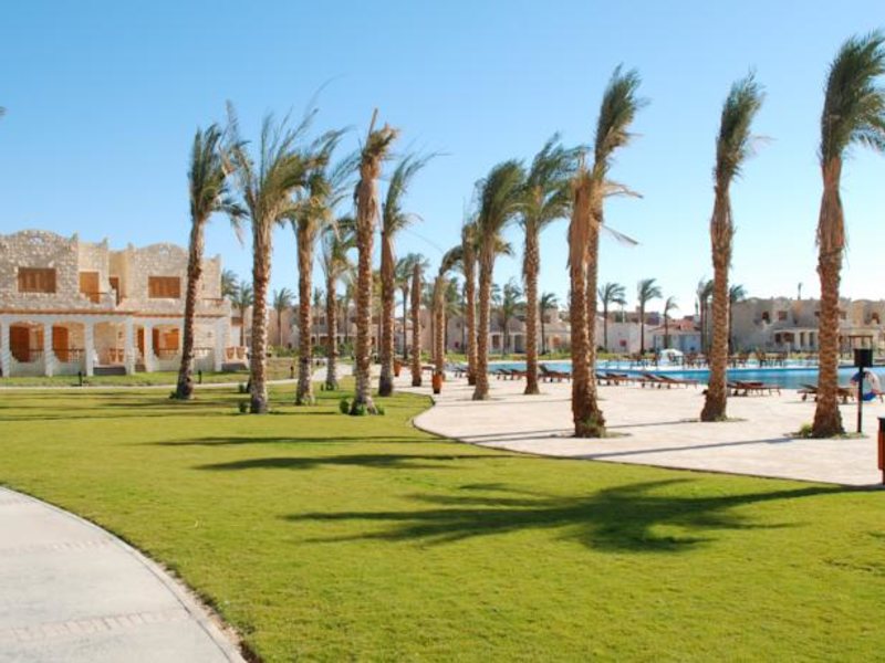 Royal Lagoons Resort 130453