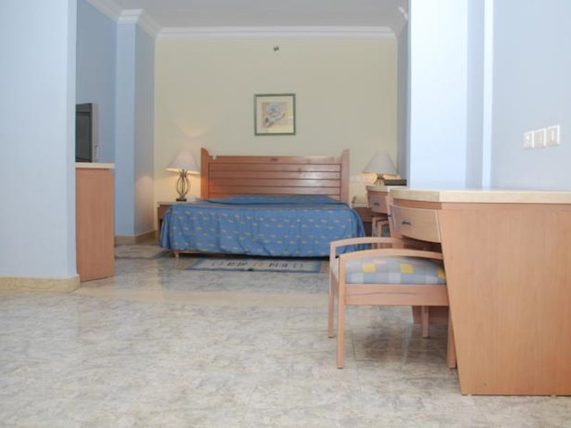 Royal Lagoons Resort 130463