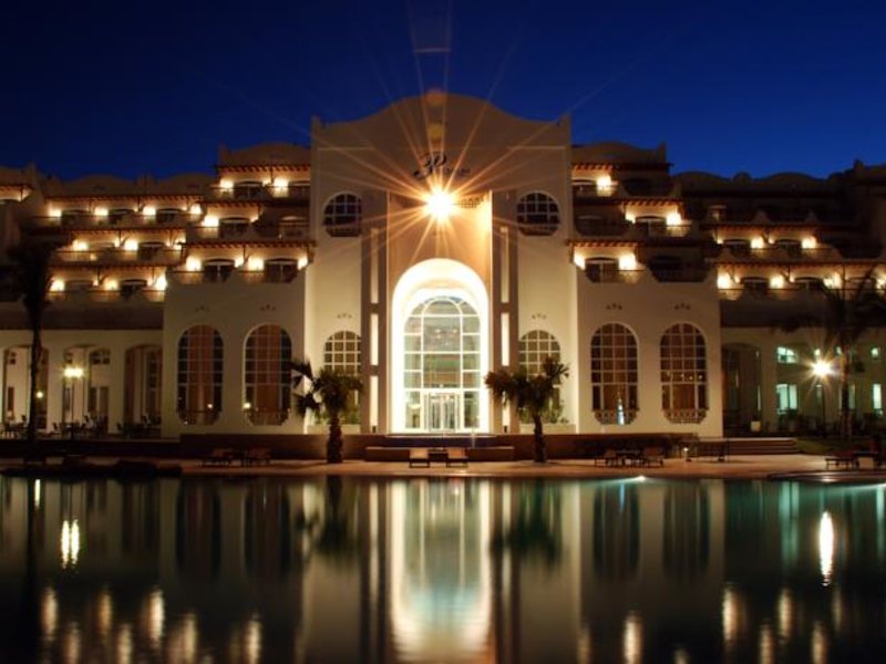 Royal Lagoons Resort 130468