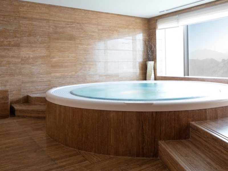 Royal M Hotel Fujairah (ех 118210