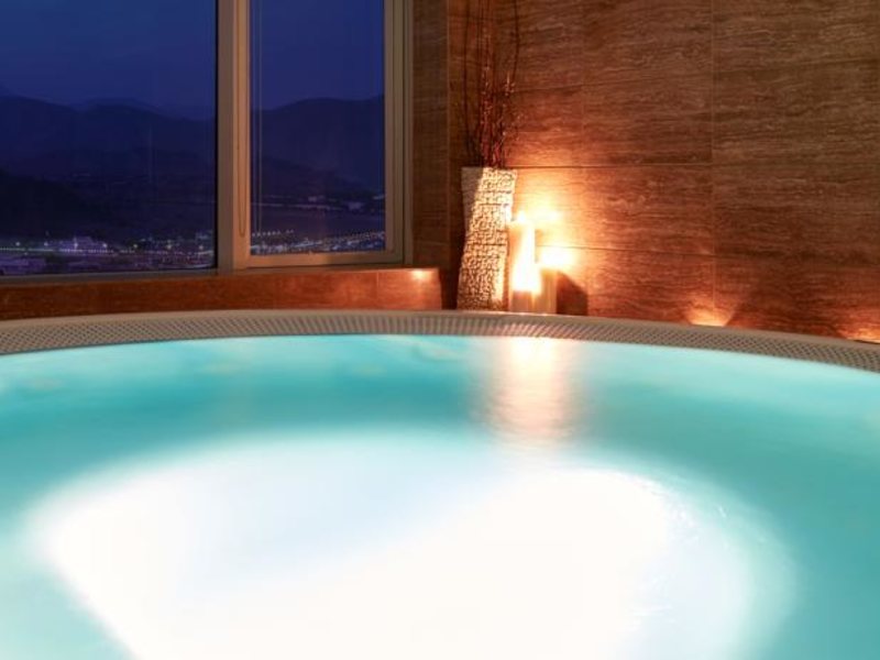 Royal M Hotel Fujairah (ех 118211