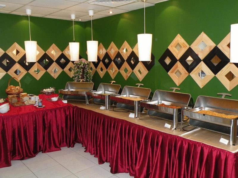 Royal Mark Hotel Apartment (ex 192169