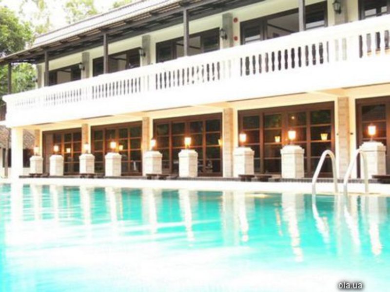 Royal Orchid Resort  808
