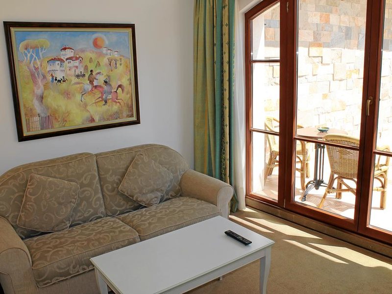 Royal Palace Helena Sands 174832