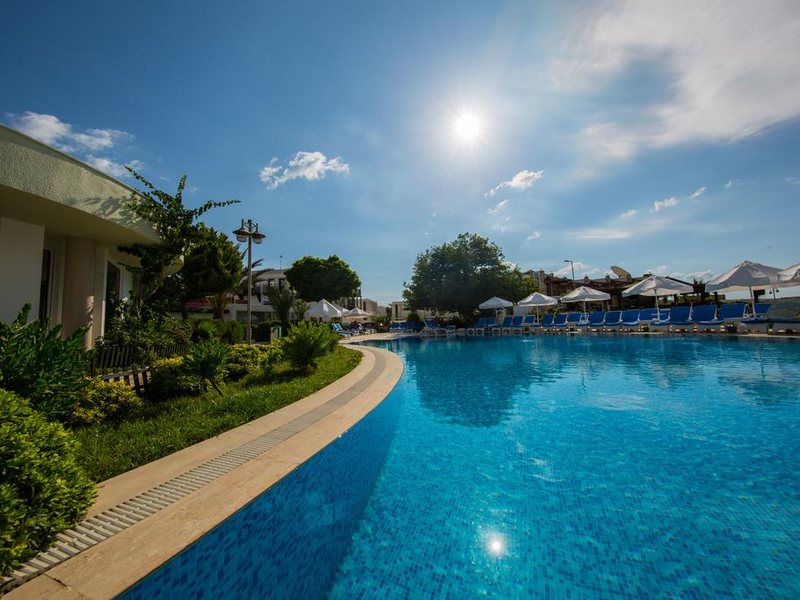 Royal Palm Beach 197128