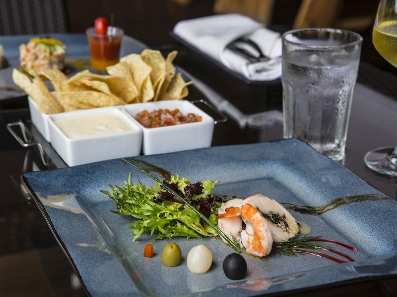 Royal Palms Beach Hotel 111776