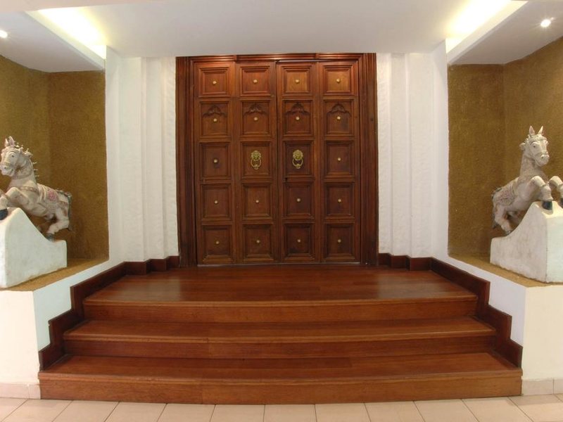 Royal Palms Beach Hotel 111782