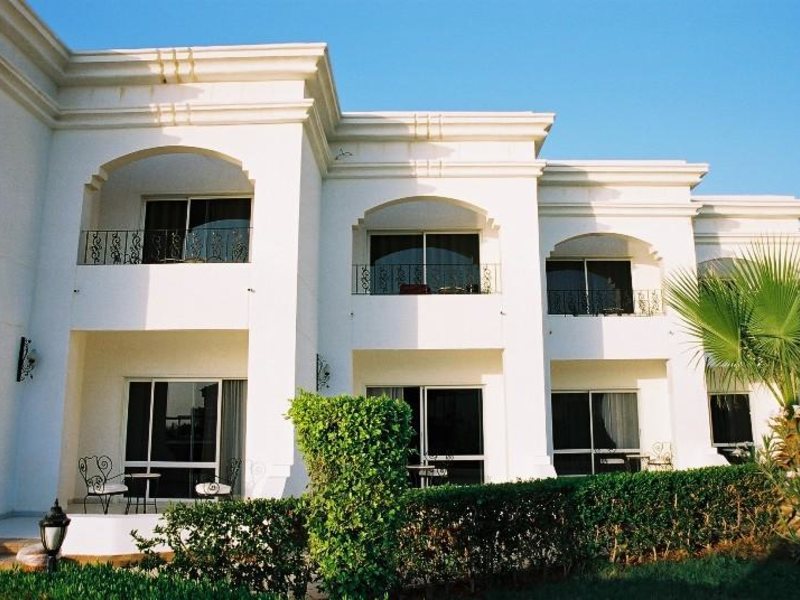 Royal Paradise Resort  33372