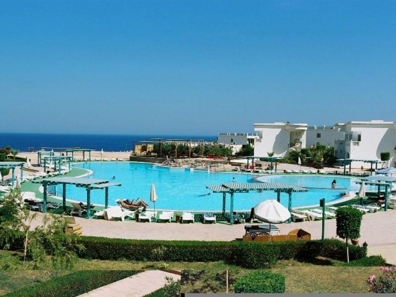 Royal Paradise Resort  33374