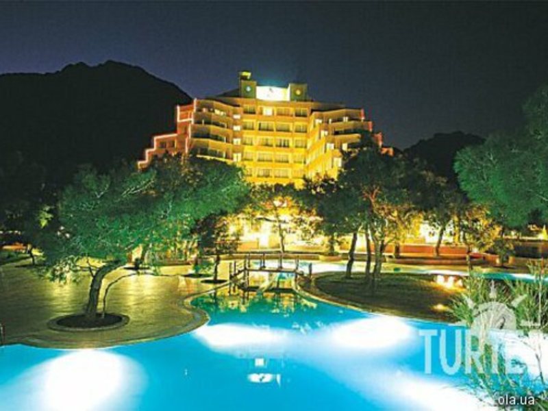 Royal Resort Hotel 18281