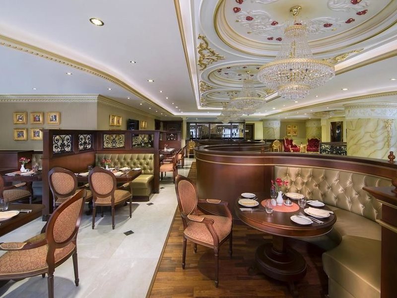 Royal Rose Hotel 132959