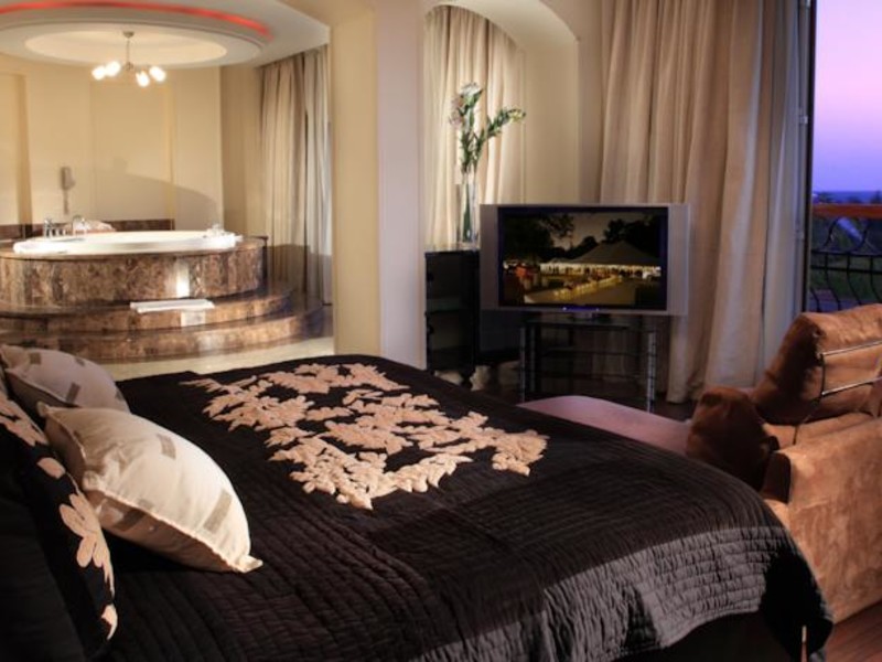 Royal Savoy Club 127685