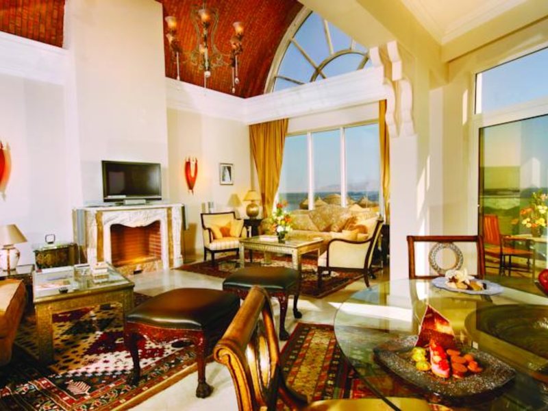 Royal Savoy Club 127691