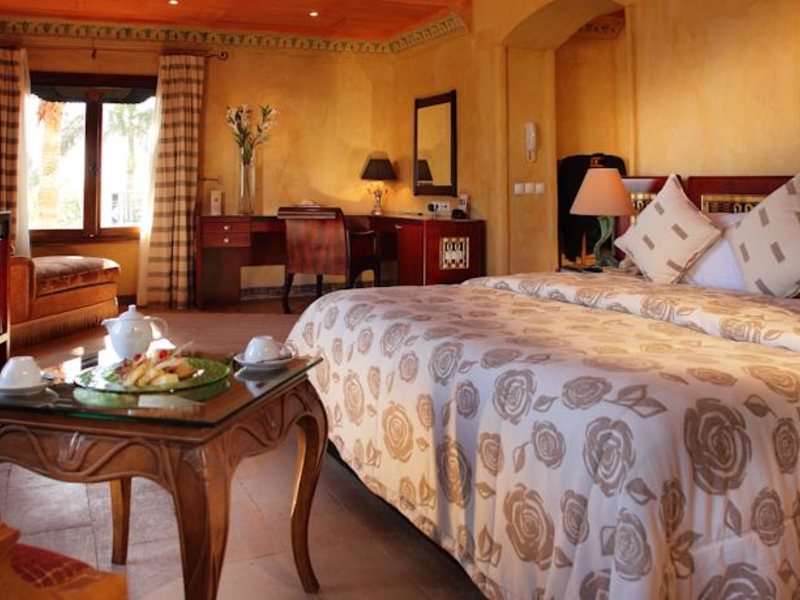 Royal Savoy Club 127694