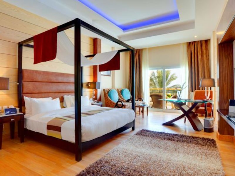 Royal Savoy Club 127709