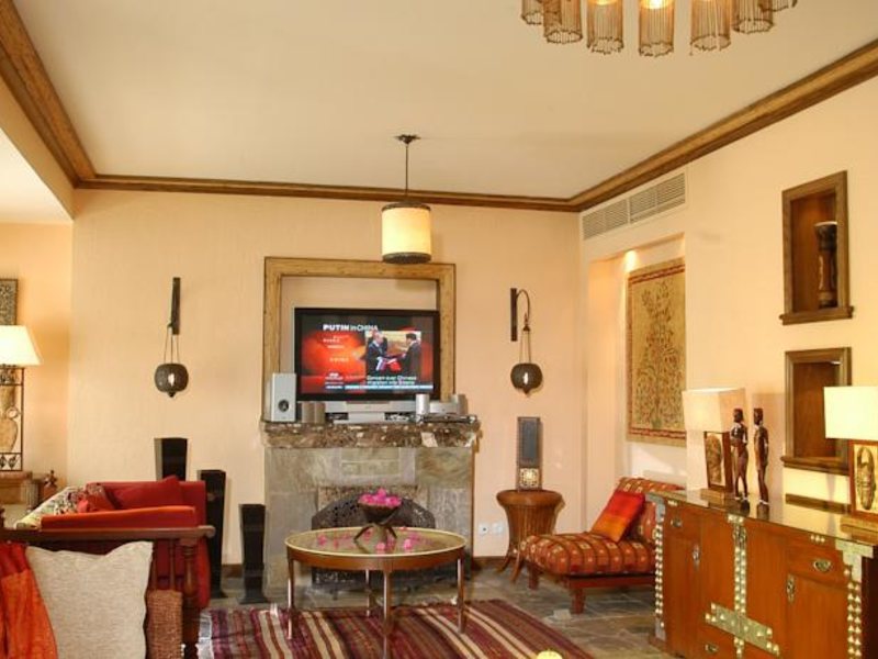 Royal Savoy Suites & Villas 73353