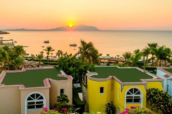 Royal Savoy Suites Villas