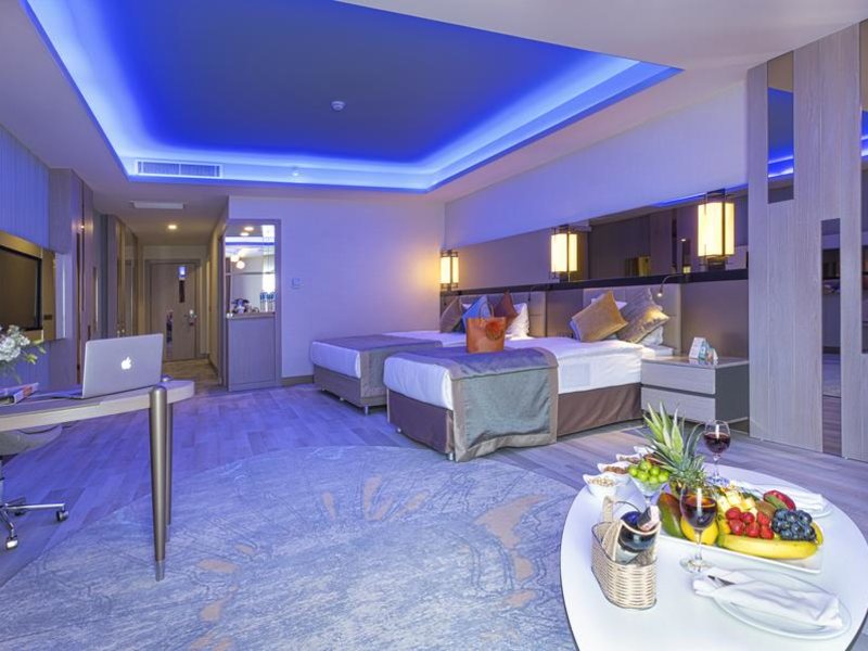 Royal Seginus 177309