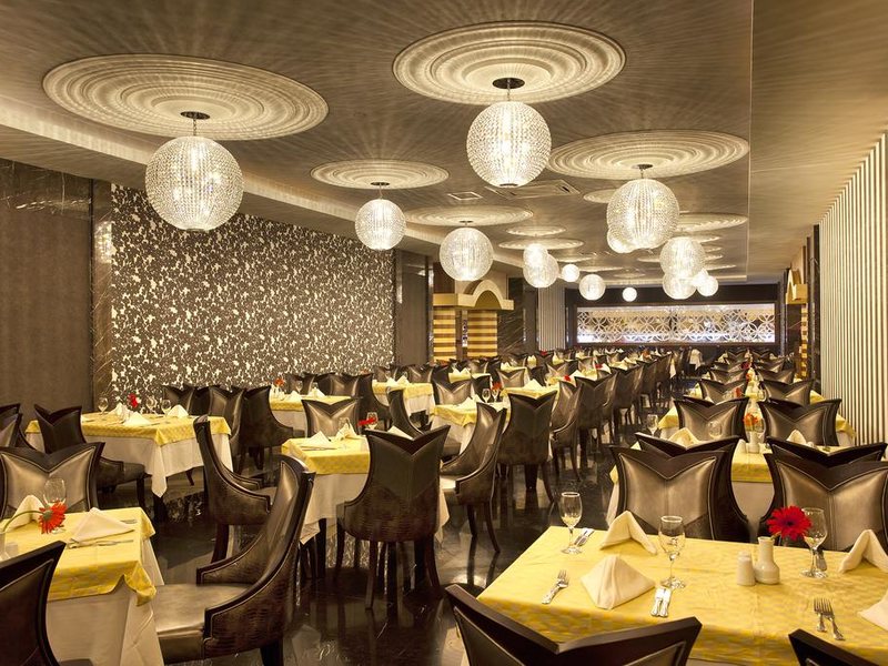 Royal Seginus 177322