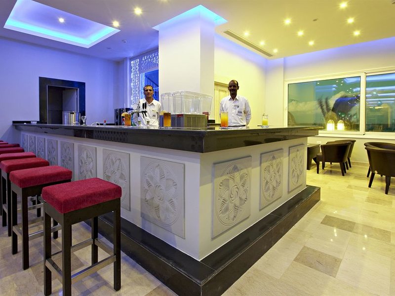 Royal Star Beach Resort (ex 130778