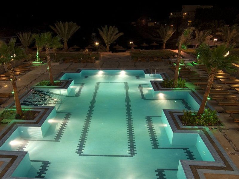 Royal Star Beach Resort (ex 130779
