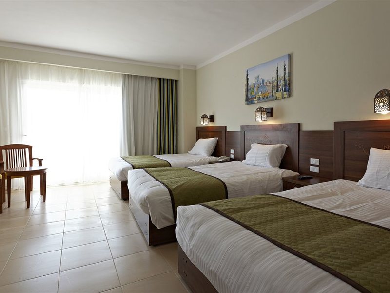 Royal Star Beach Resort (ex 130790