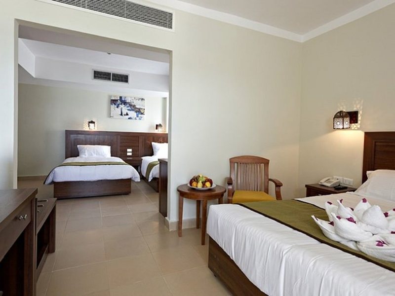 Royal Star Beach Resort (ex 130798