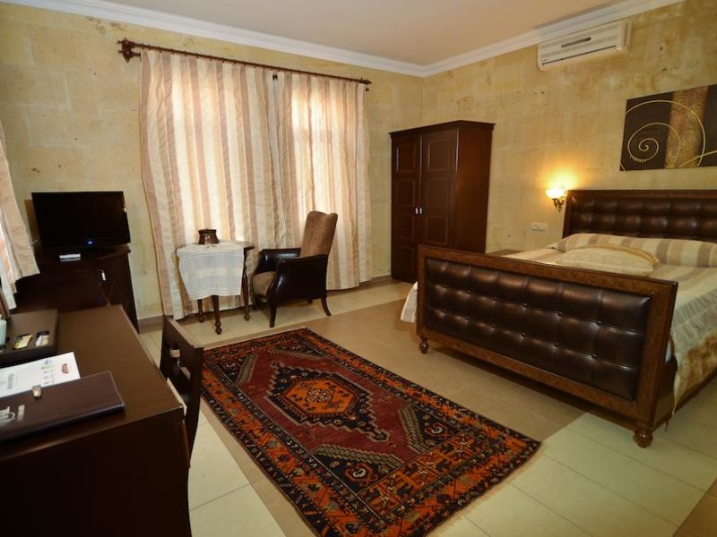 Royal Stone Houses 280875