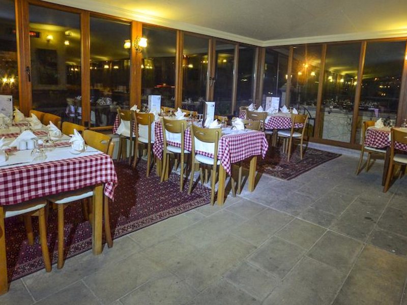 Royal Stone Houses 280879