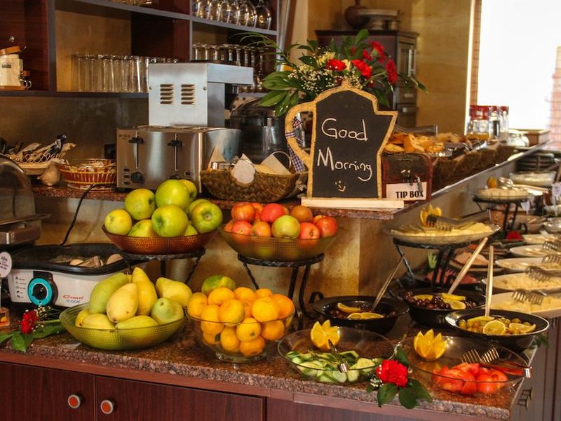 Royal Stone Houses 280880