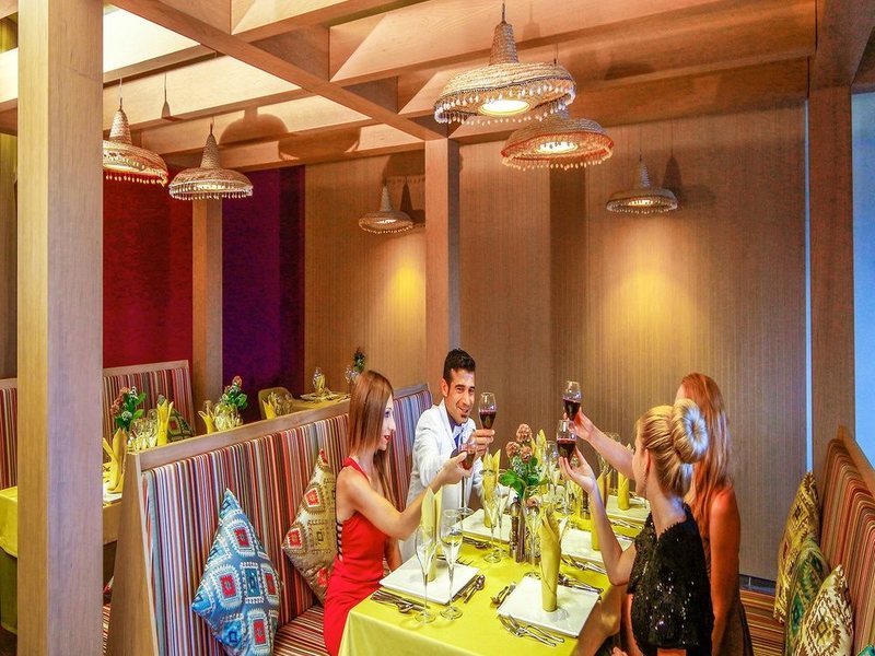 Royal Taj Mahal 57563