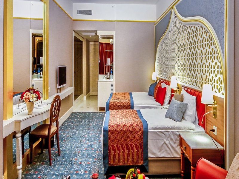 Royal Taj Mahal 57572